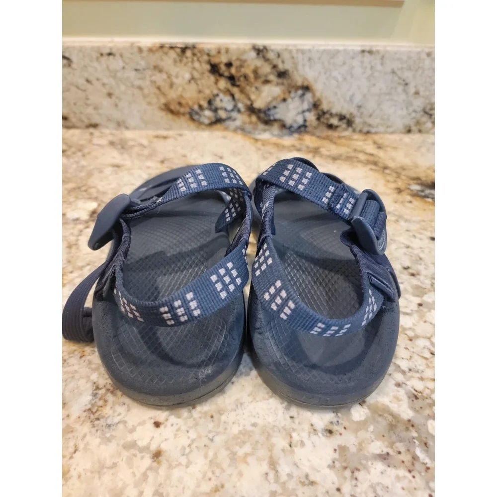 Chaco Men's Z/Cloud Adjustable Strap Cushioned Waterproof Sandal Blue Size 8